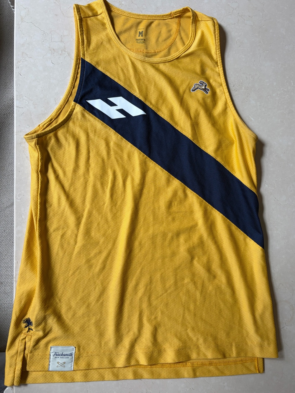 Tracksmith Hare AC Van Cortlandt Singlet - Women’s M